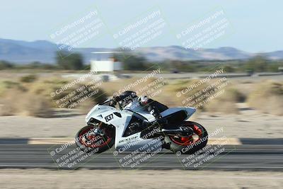 media/Nov-02-2025-CVMA (Sun) [[337aff29ab]]/Race 16-Formula Twins-Formula 40 UL(Holeshot)/